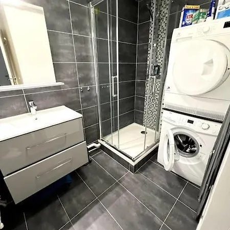 Shiny Logement Entier Apartman Compiègne